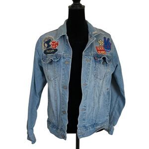Levis Denim Trucker Jacket‎ Womens Large Patches Distressed Light Wash